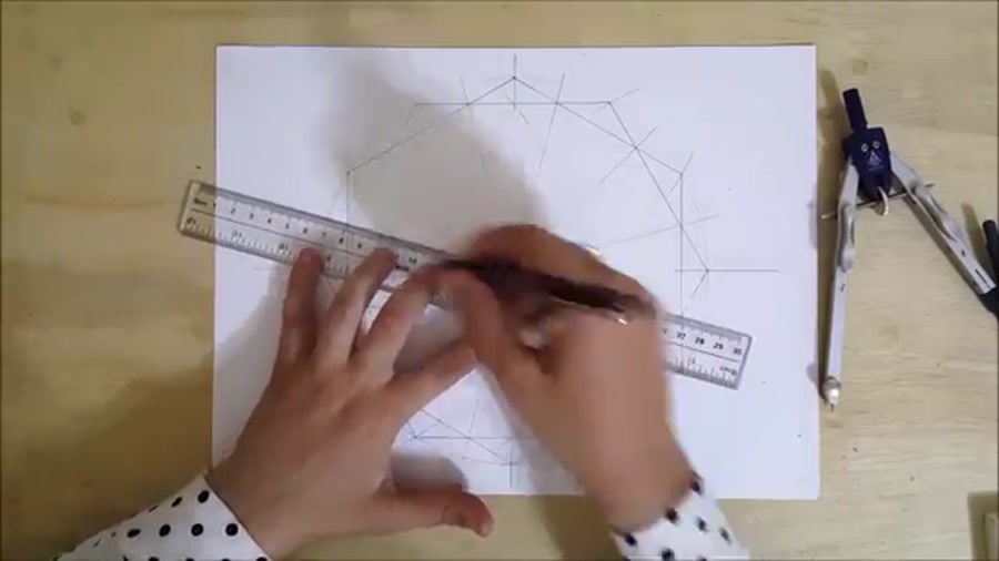 نقاشی با اشکال هندسی با طرح های خلاقانه برای کودکان