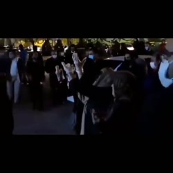 دعای دسته جمعی هواداران علی ان...