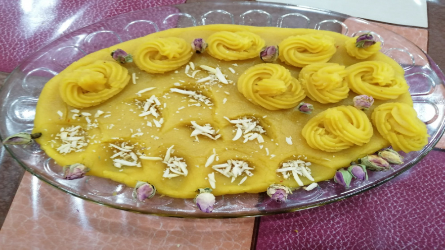 طرز تهیه حلوای زعفرانی