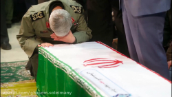 عشق زیبا (محمدرضا معتمدی، با تصاویر سردار قاسم سلیمانی)