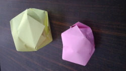 اوریگامی و کاردستی توپ کاغذی