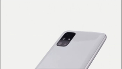 نقد و بررسی موبایل Samsung Gal...