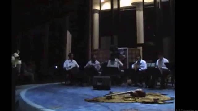 کنسرت گروه هوربانگ-بخش2-سرپرست گروه وتار: نیما فریدونی-تالاردیپلماتیک-خرداد1383