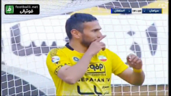 گل اول سپاهان به استقلال