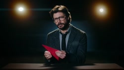 ساخت اوریگامی های مانی هایست توسط پروفسور