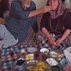 کلیپ فوقالعاده زیبای پدر و ماد...