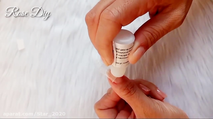 کاشت ناخن با پودر کودک در خانه