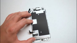 تعویض تاچ و ال سیدی ایفون 8