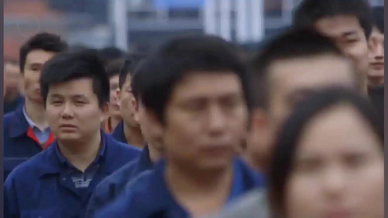 برنده بهترین مستند اسکار 2020 کارخانه آمریکایی  American Factory*زیر نویس فارسی* زمان68ثانیه