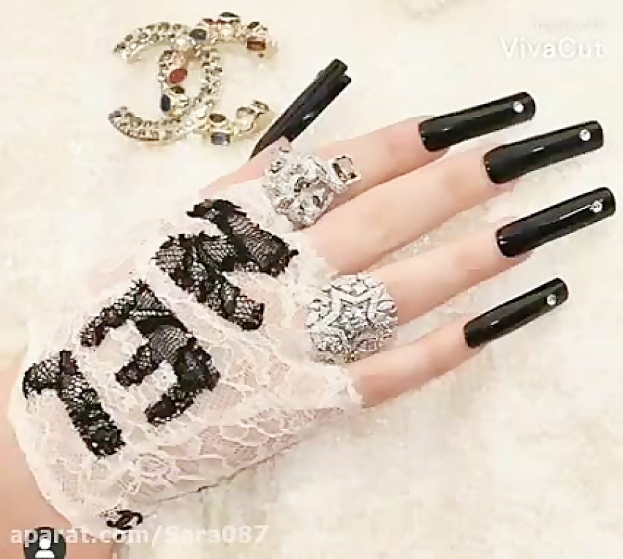 ناخن های بیلی