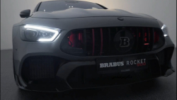 مرسدس بنز راکت ۹۰۰