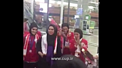 اهدا کاپ قهرمانی به نیلوفر ارد...