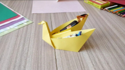 اوریگامی جعبه آب نبات به شکل قو
