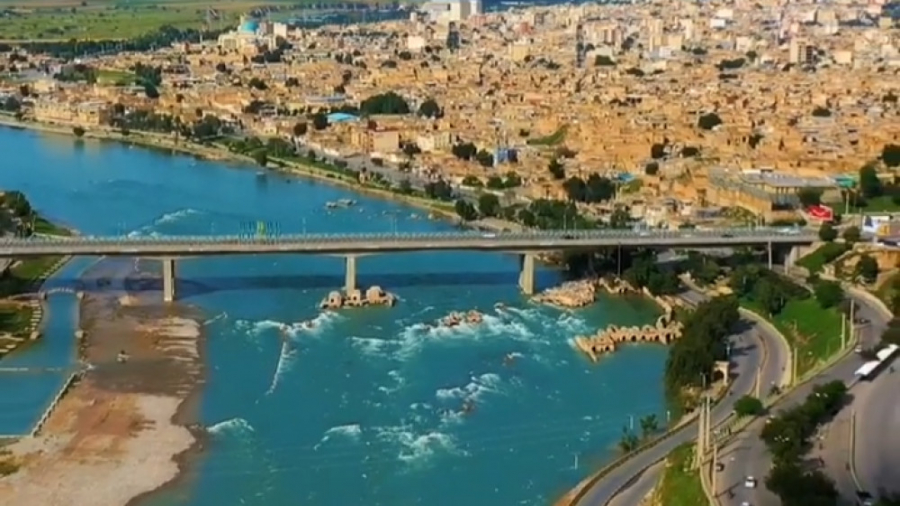 پوستر بزرگ