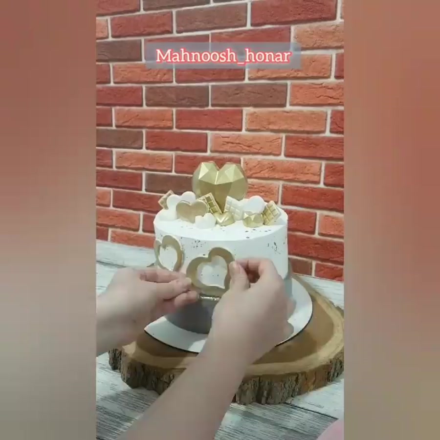 تزیین کیک با شکلات. تزیین کیک...