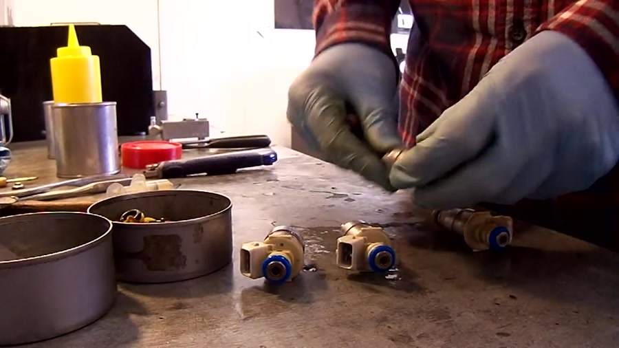 How To Remove Fuel Injector Filter