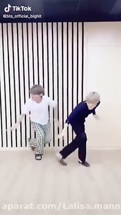 رقص بی تی اس با آهنگ دینامیت