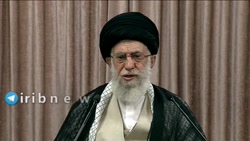 گشودن گره هاي معيشتي هم کار مهمي است که بايد صورت بگيرد