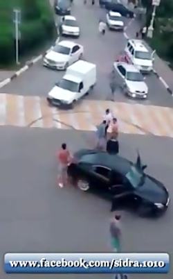 راننده ی دیوانه واقعا دیدنی و...