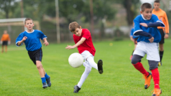 آموزش فوتبال به کودکان| آموزش فوتبال | تکنیک فوتبال (افزایش مهارت کنترل توپ)