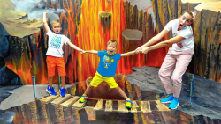 سرگرمی ولاد و نیکی و مامی در م...