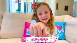 ناستیا و استیسی  ناستیا  ناستی...