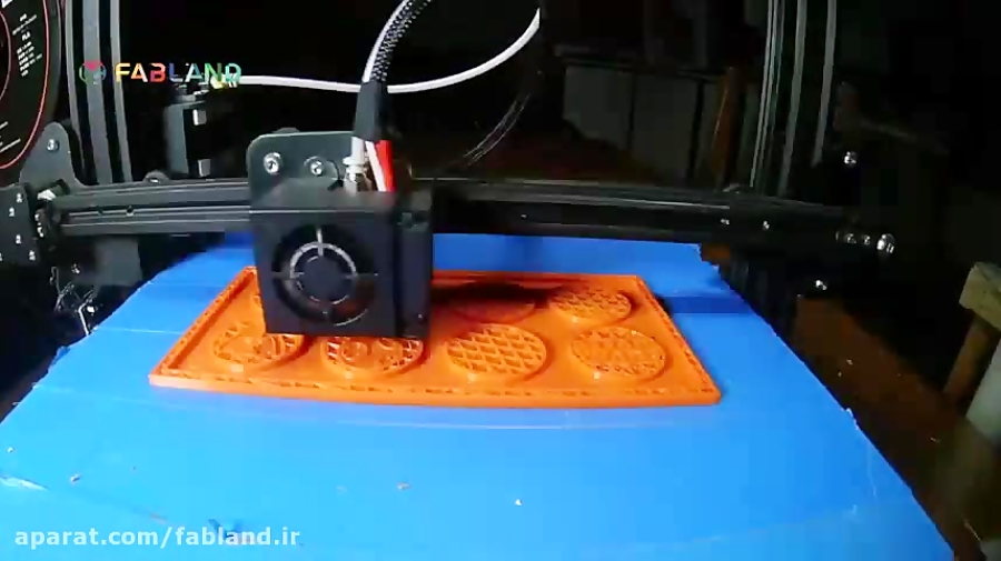 ساخت شکلات و آب نبات با قالب های سفارشی ساز