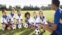 آموزش فوتبال به کودکان|آموزش تکنیک فوتبال|آموزش فوتبال( پاس های بلند )