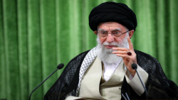 مقام معظم رهبری:یک عده ای کمین کرده اندبرای جمهوری اسلامی