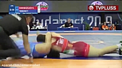 بیهوش شدن کشتی گیر در حین مساب...