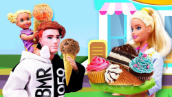 سریال باربی در کافه تریا