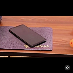 کی به گوشیت دست زده دزدگیر گوش...