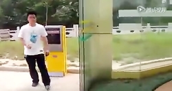 پارکینگ به این زیبایی و جدیدی...