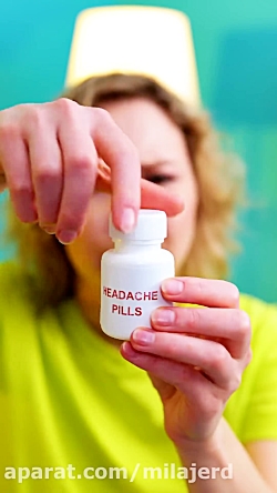 وقتی مادر در تلاش است تا سرم ر...