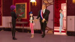 | کارتون دختر کفشدوزکی گربه سی...