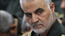 تذکر صریح شهید سلیمانی به انحراف احمدی نژاد از سیاست نظام در سوریه و عراق