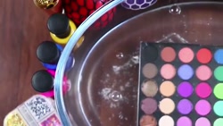 مخلوط اسلایم شفاف و لوازم آرای...