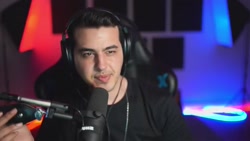 استریم آریا کئوکسر : HELLO XAR...