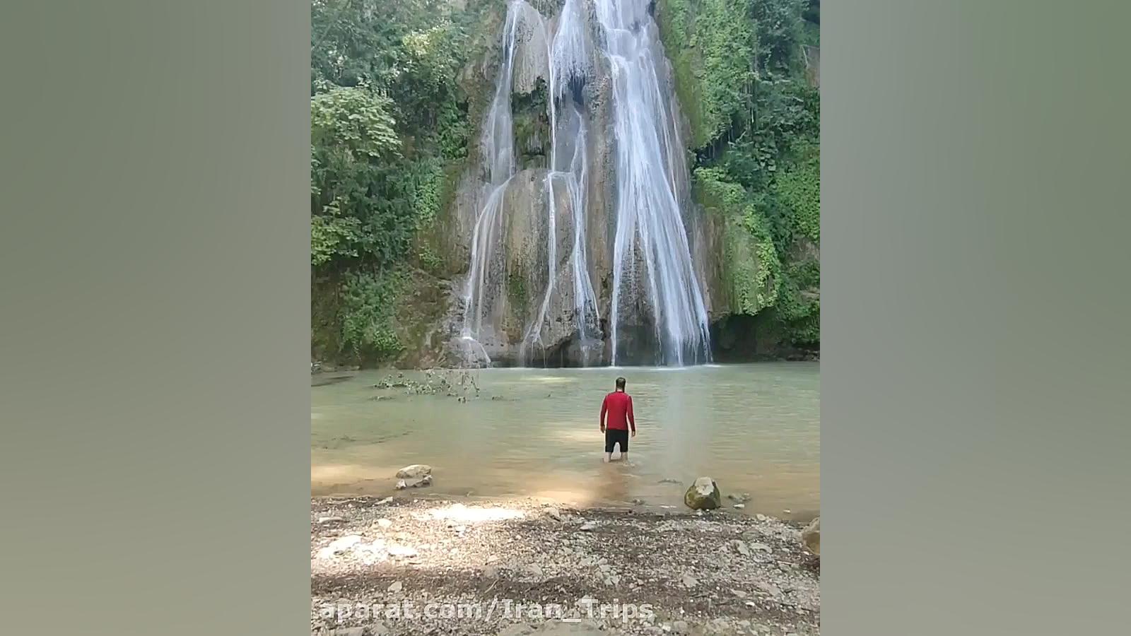 پوستر بزرگ