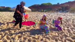 نمایش پری دریایی و اسلایم