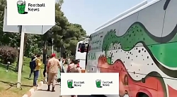 تعدادی ازهواداران مانع ازحرکت اتوبوس تیم ملی شدند