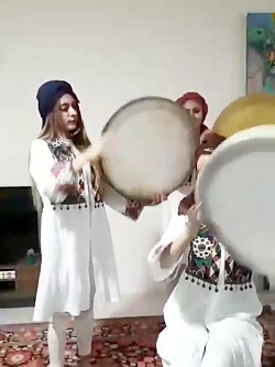 گروه دف زنی شاد بانوان 09126173461 *مهر پاییز*