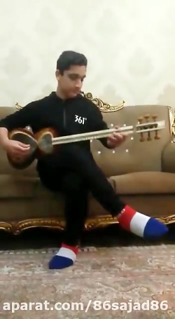 اجرای آهنگ گل گلدون من از آقای...