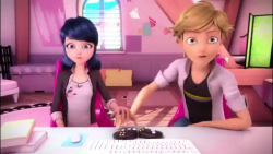 سرگرمی کودک دختر کفشدوزکی - ان...