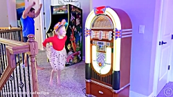 سرگرمی کودک و بانوان - استیسی...