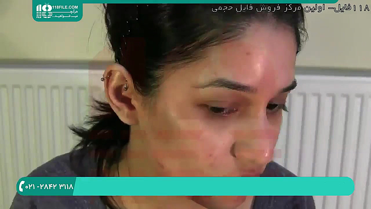 آموزش پاکسازی صورت-پاکسازی پوست-نحوه استفاده از درمارولر برای جای جوش روکش دندان