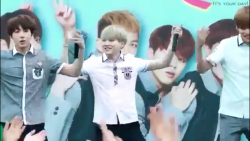 من عاشق این سه تا فرشتم تو چی