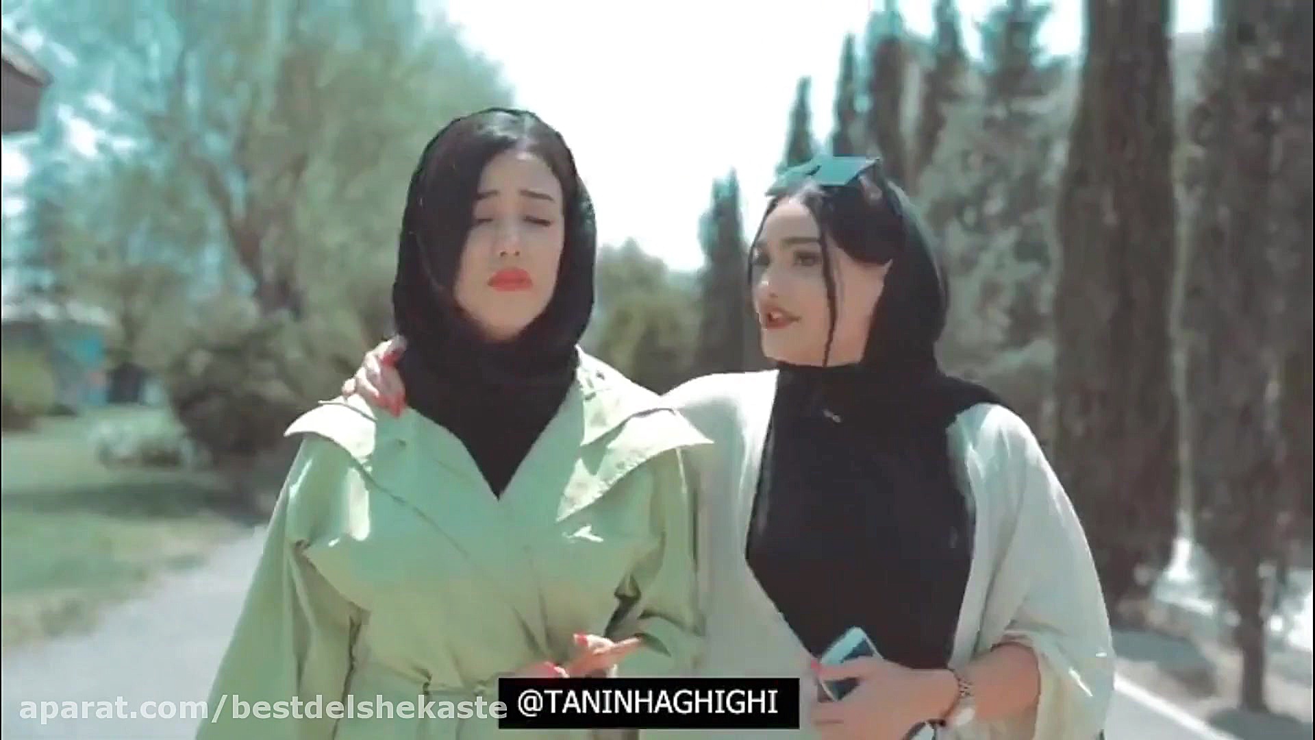 کلیپ با حال و خنده دار / دلیل زن بودن کرونا مشخص شد!! امان از دست این دخترا لمینت