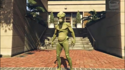 آزاد کردن لباس آدم فضایی در gt...