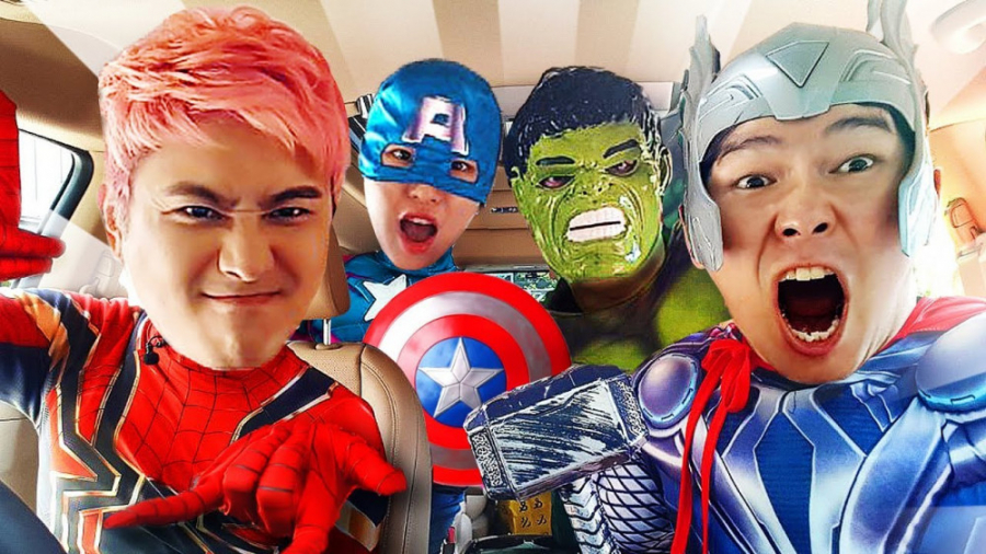 نمایش ابرقهرمانان